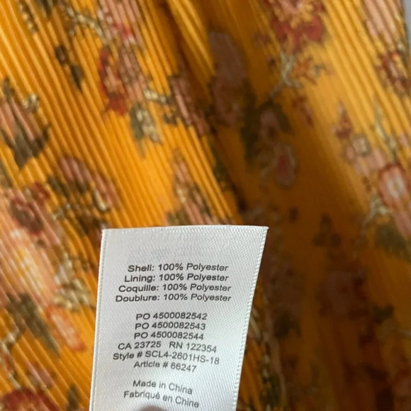 Aritzia Wilfred Talence Pleated Floral Garden Blouse Yellow Sz S - Picture 7 of 8